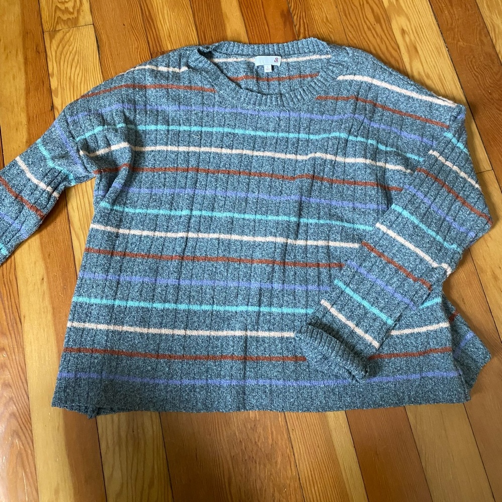 Deleting 4/17 — LAST CALL Size Large Women’s Striped Sweater
